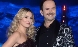 Ile ma lat żona Sławomira? Zaskakujące fakty o Kajrze Zapała