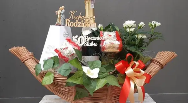 Jakie kwiaty na rocznicę ślubu dla żony, które zachwycą i poruszą serce