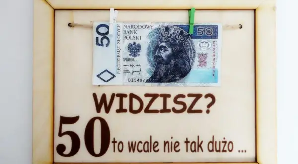Co kupić żonie na 50 urodziny? Niezapomniane pomysły, które zachwycą!